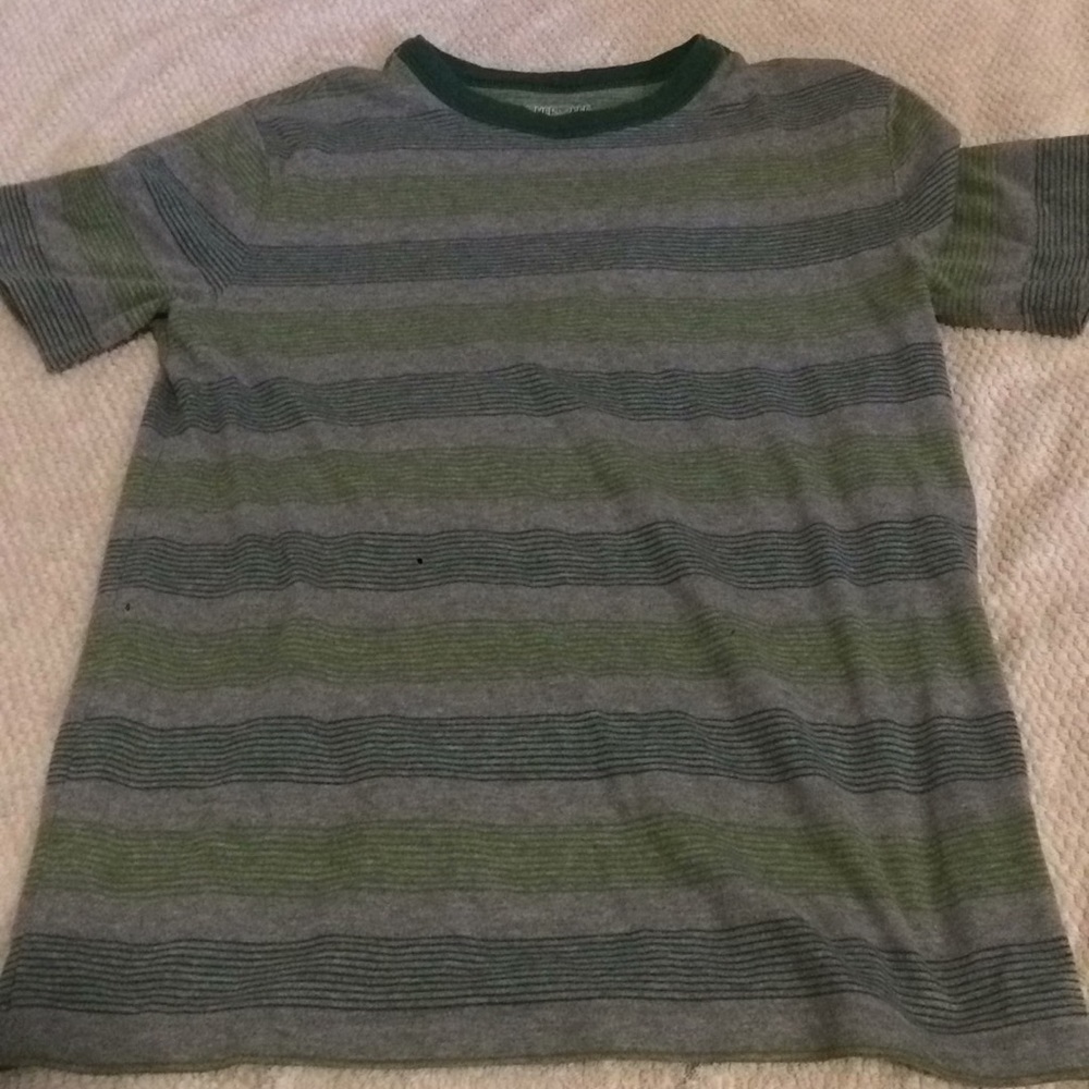 Cherokee Boys large 12-14 T-shirt
